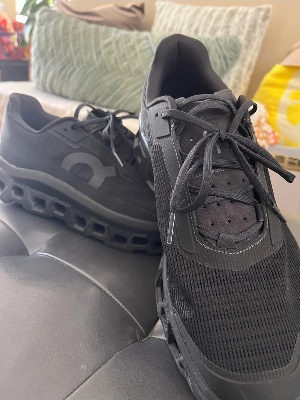 On Cloudmonster Void Black/black Men’s Athletic Running Shoes size 11.0